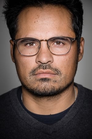 Michael Peña image